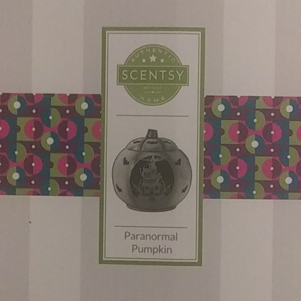 Paranormal Pumpkin Scentsy Warmer